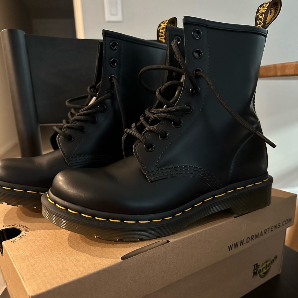 Dr Martens hardly worn